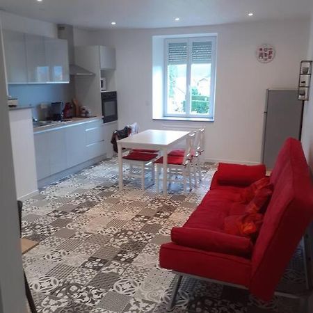 Frasne Logement Entier. Gite Les Brimbelles Dış mekan fotoğraf